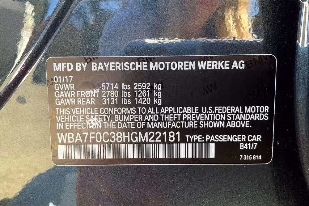 2017 BMW 7 Series 750i Image 32