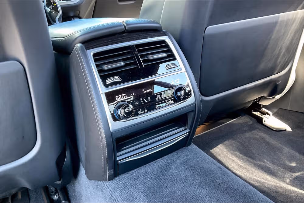 2017 BMW 7 Series 750i Image 31