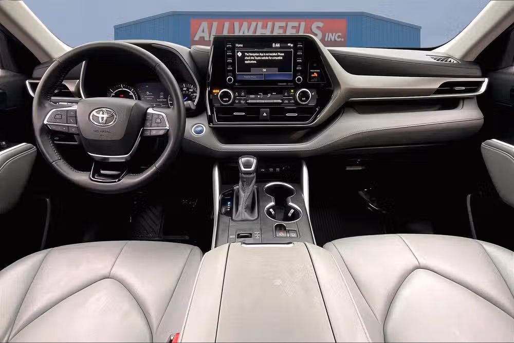 2020 Toyota Highlander Hybrid XLE Image 14