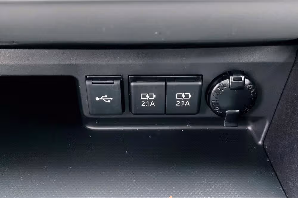 2020 Toyota Highlander Hybrid XLE Image 31