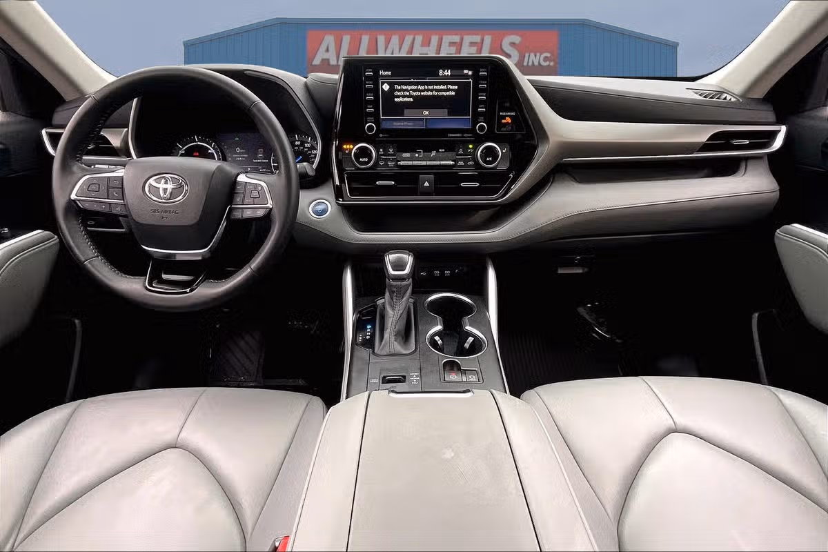 2020 Toyota Highlander Hybrid XLE Image 14