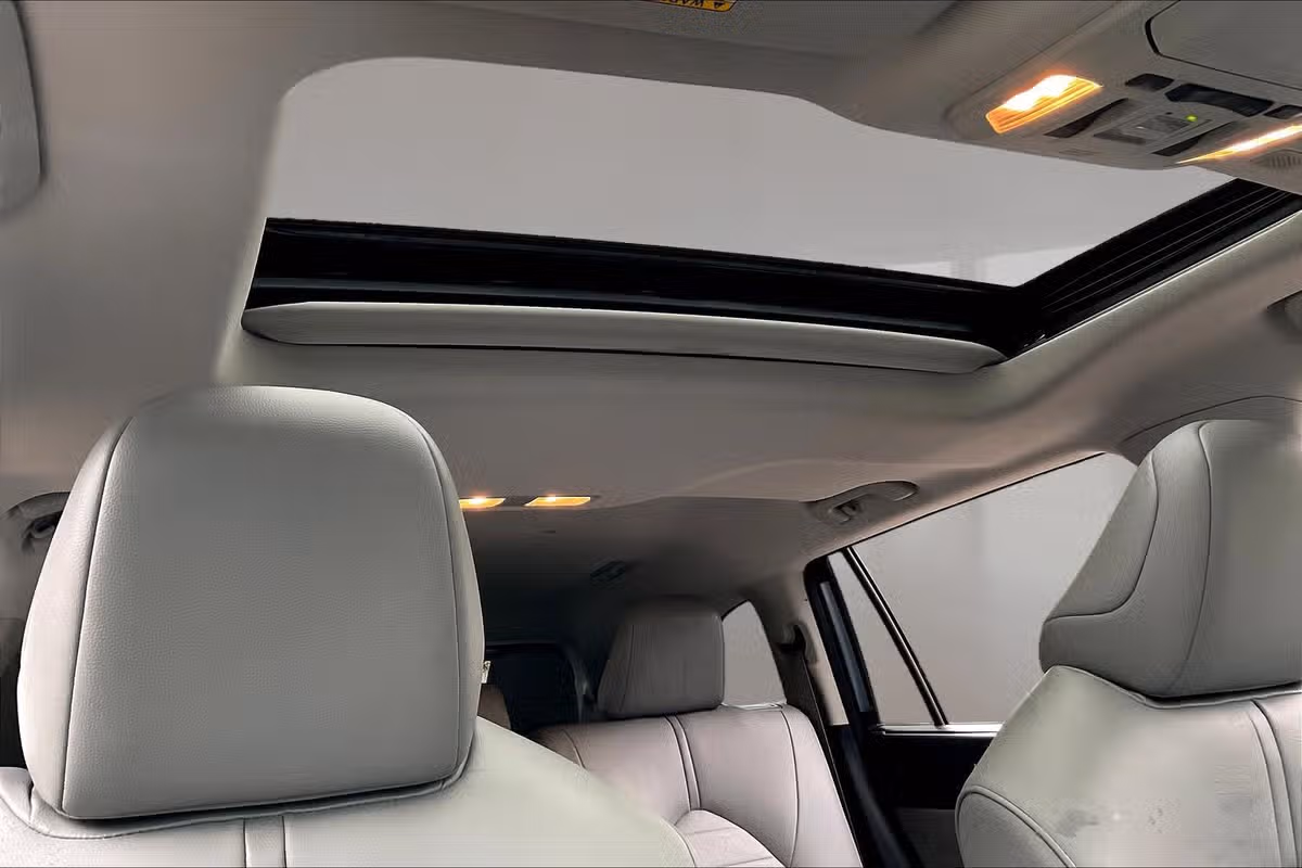 2020 Toyota Highlander Hybrid XLE Image 20