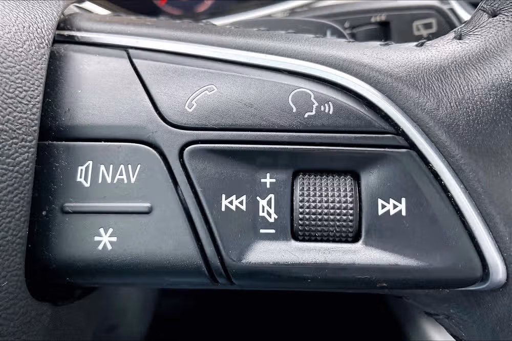 2019 Audi Q7 quattro SE Premium Plus 45 TFSI Image 17