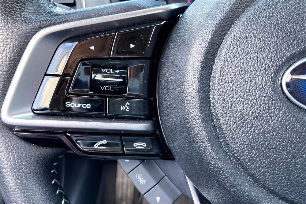 2018 Subaru Outback 2.5i Touring Image 16