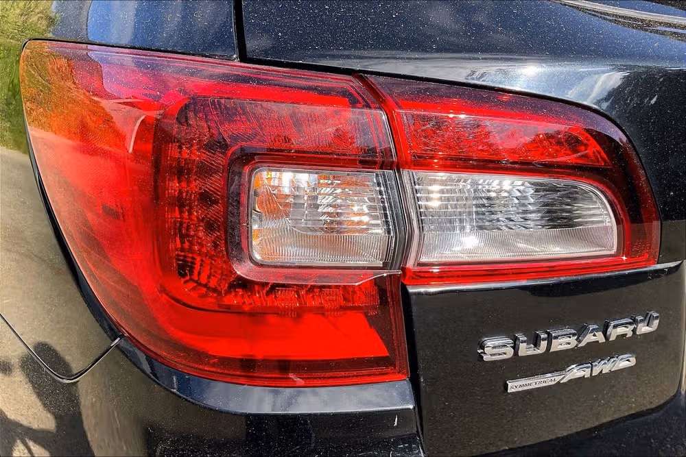 2018 Subaru Outback 2.5i Touring Image 28