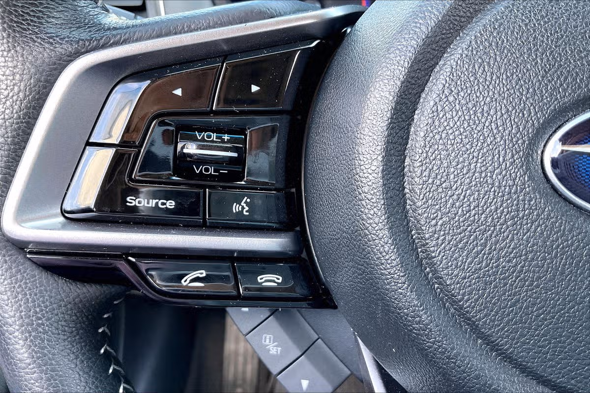 2018 Subaru Outback 2.5i Touring Image 16