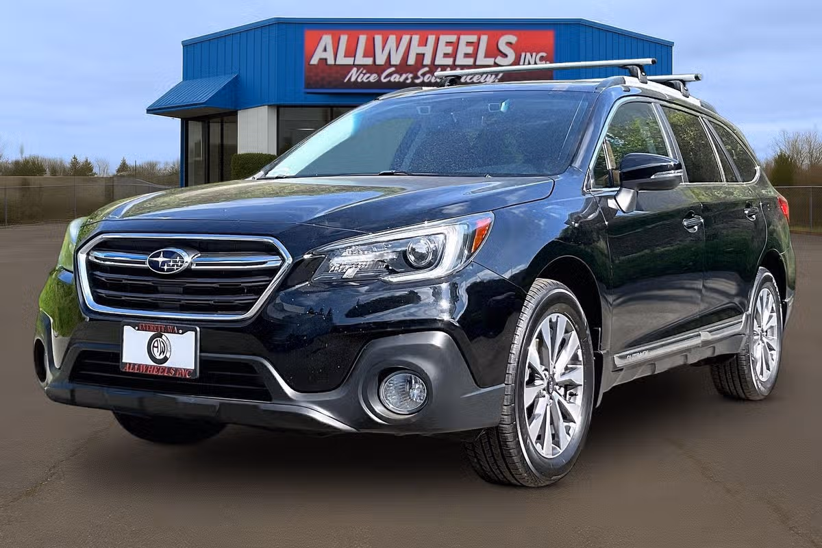 2018 Subaru Outback 2.5i Touring Image 10