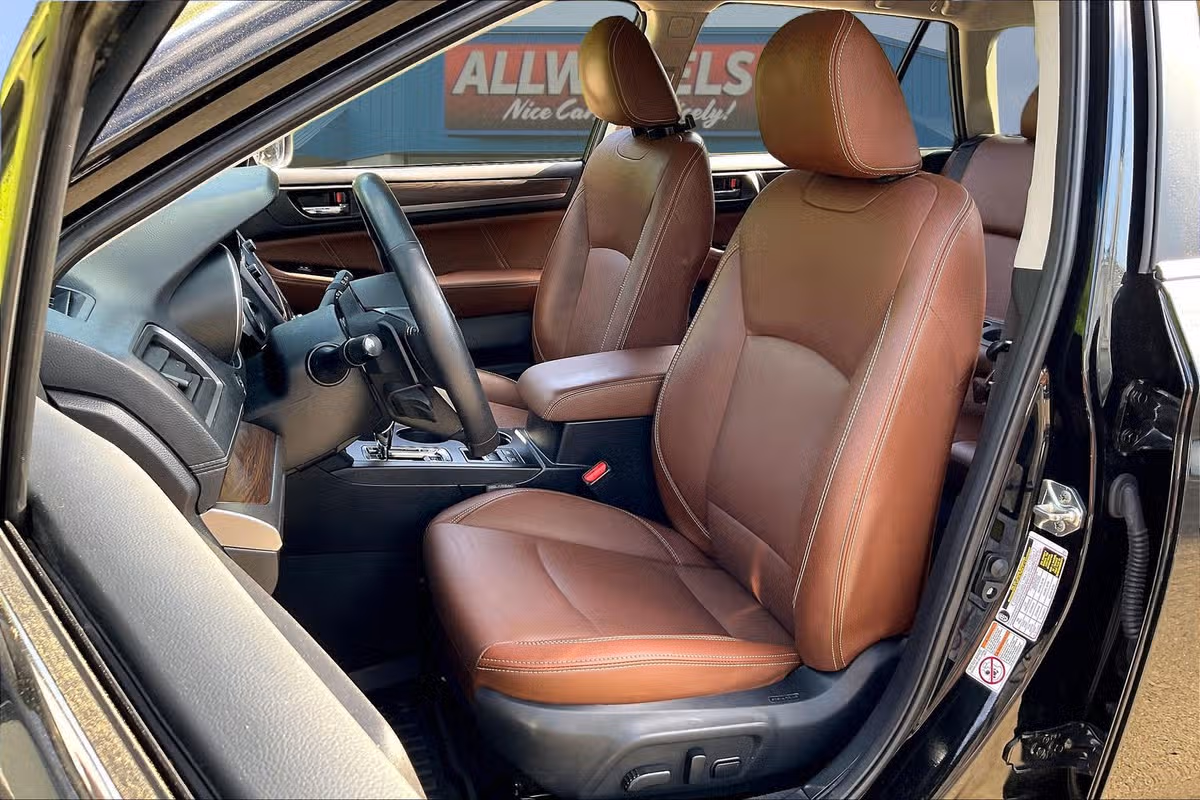 2018 Subaru Outback 2.5i Touring Image 23