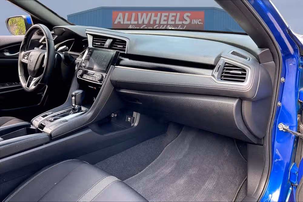 2020 Honda Civic Sport Image 15