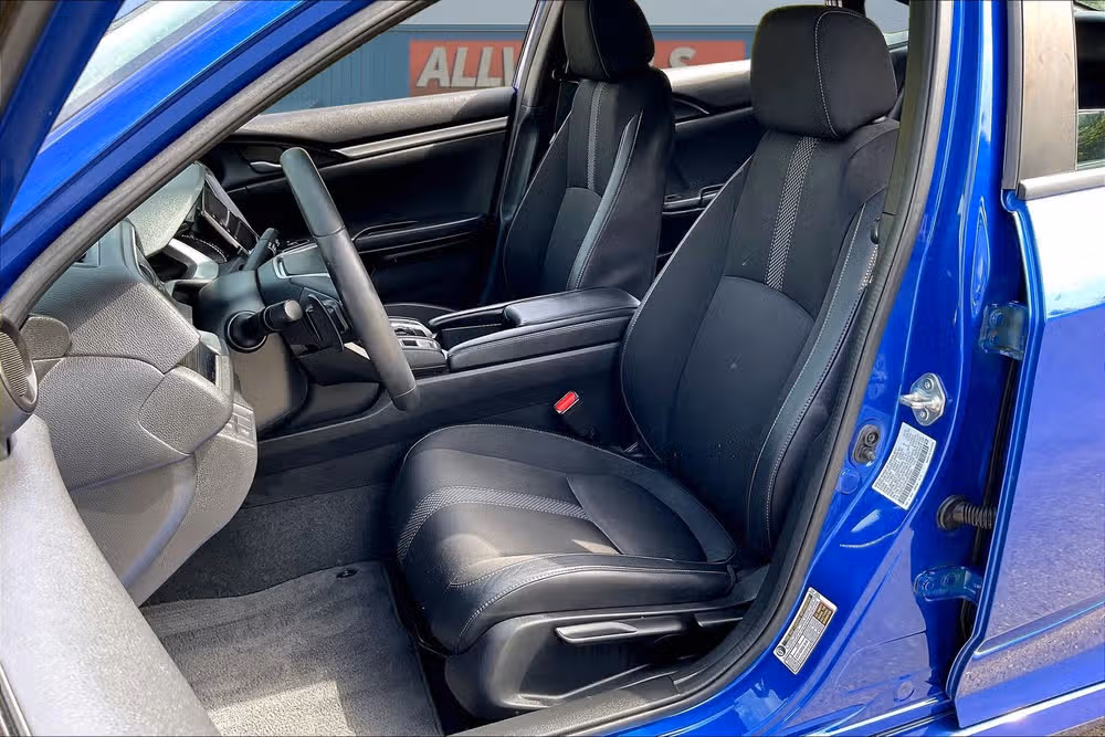 2020 Honda Civic Sport Image 23