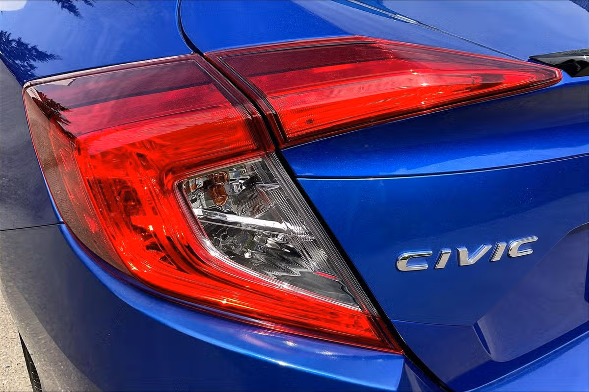 2020 Honda Civic Sport Image 28