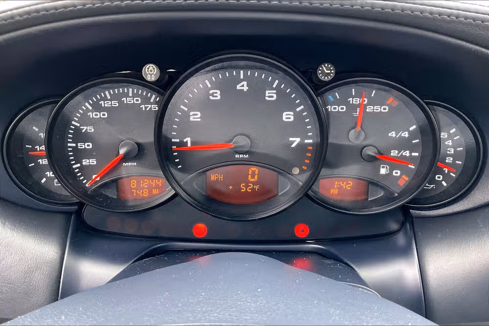 2001 Porsche 911 Carrera Image 16