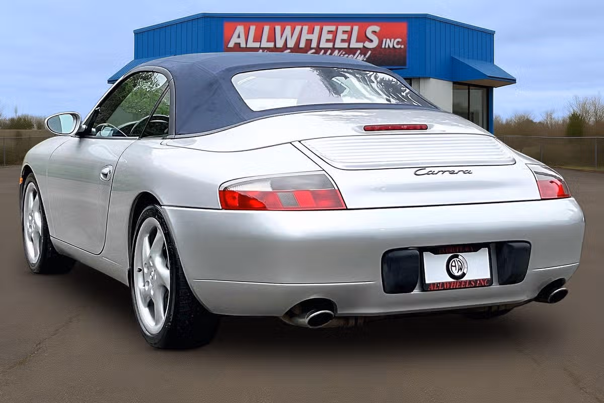 2001 Porsche 911 Carrera Image 2