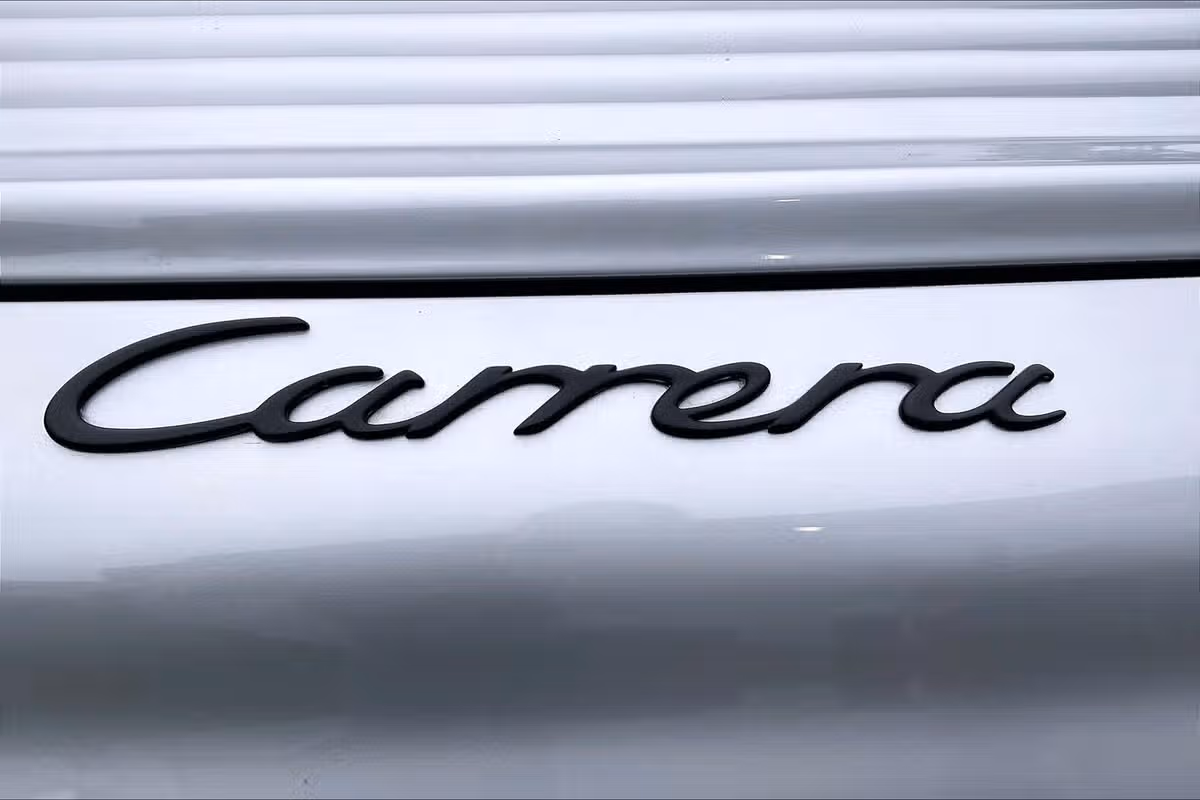 2001 Porsche 911 Carrera Image 8