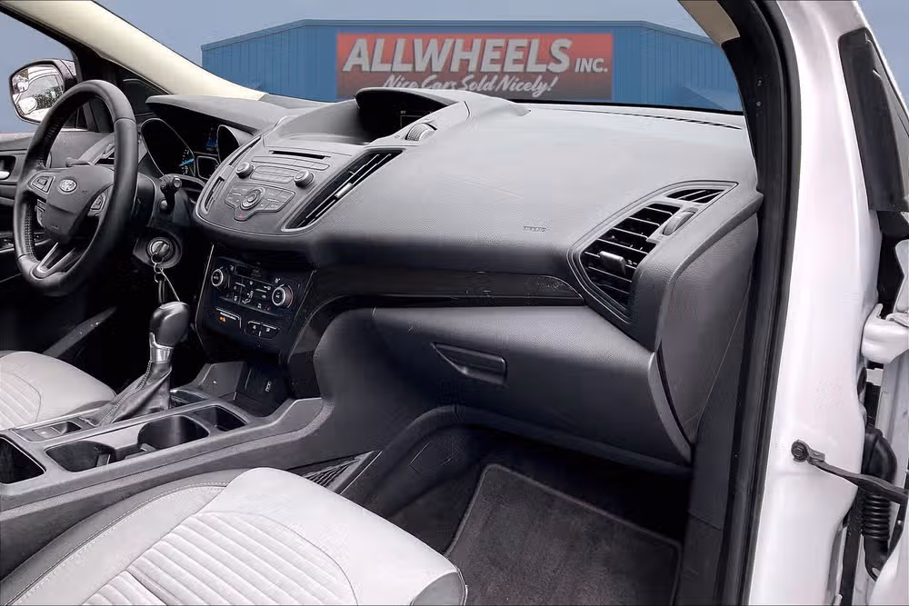 2018 Ford Escape SE Image 15