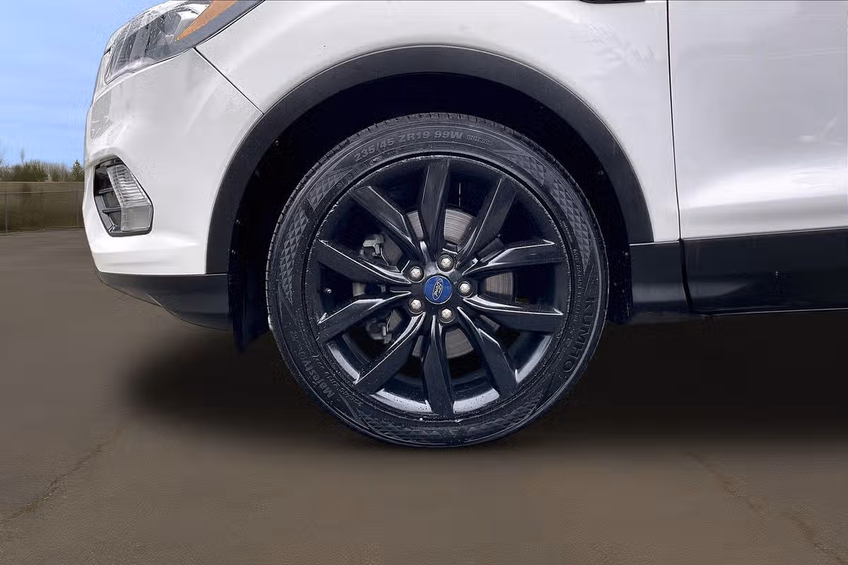 2018 Ford Escape SE Image 9