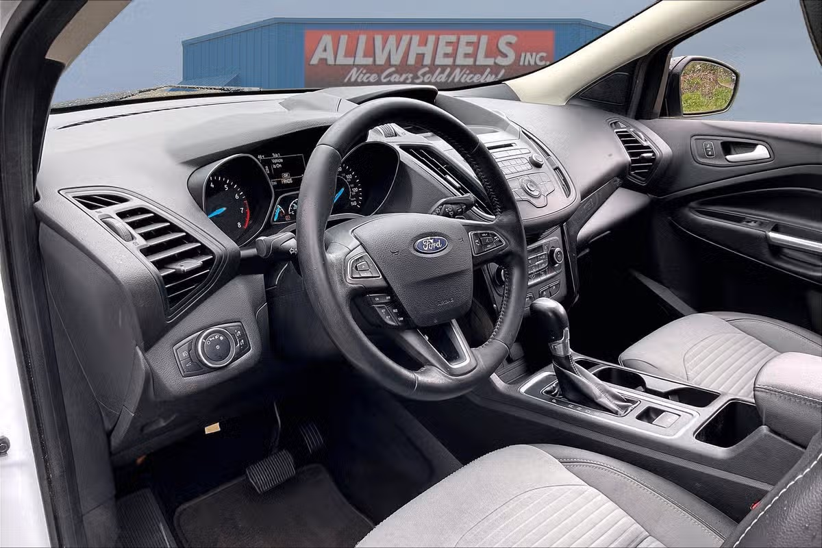 2018 Ford Escape SE Image 12