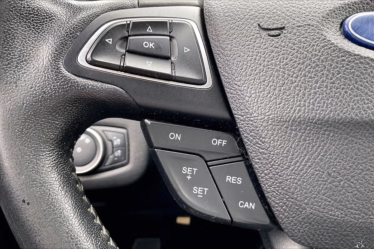 2018 Ford Escape SE Image 16