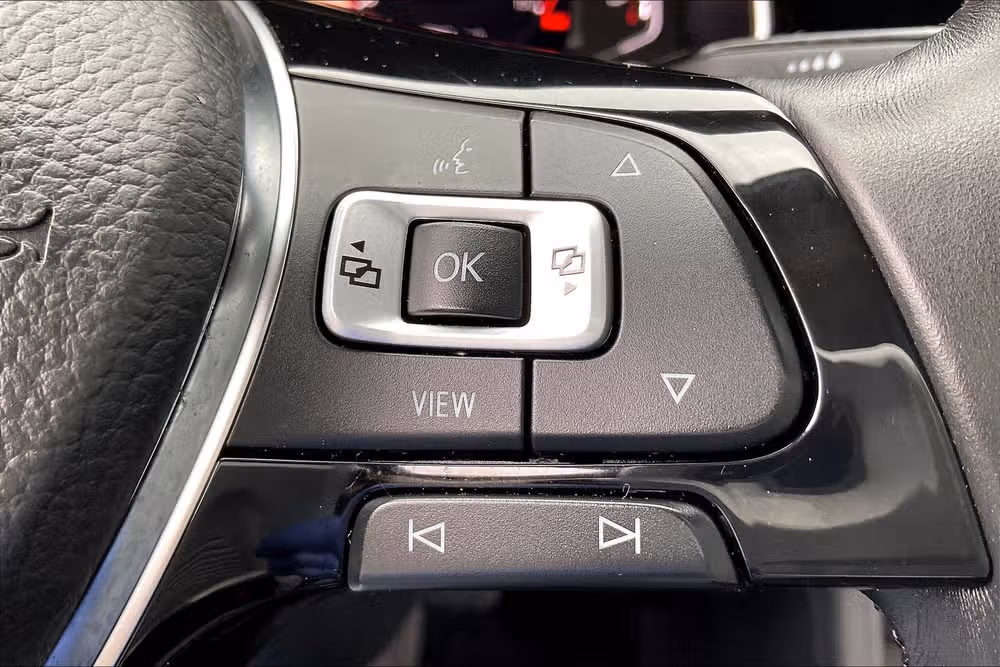 2019 Volkswagen Jetta SEL Premium Image 17