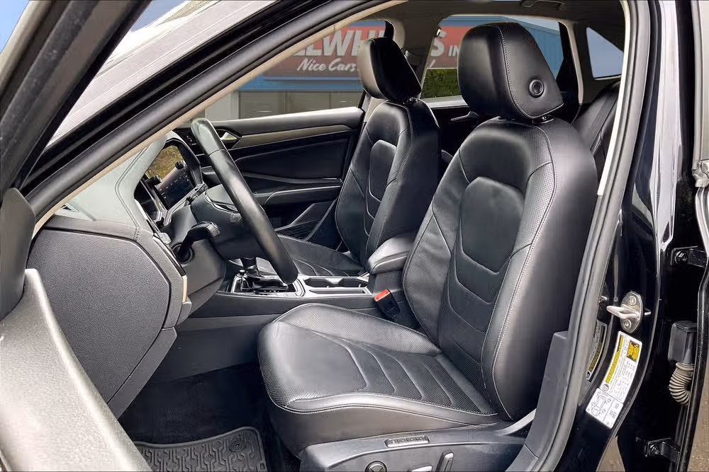 2019 Volkswagen Jetta SEL Premium Image 23