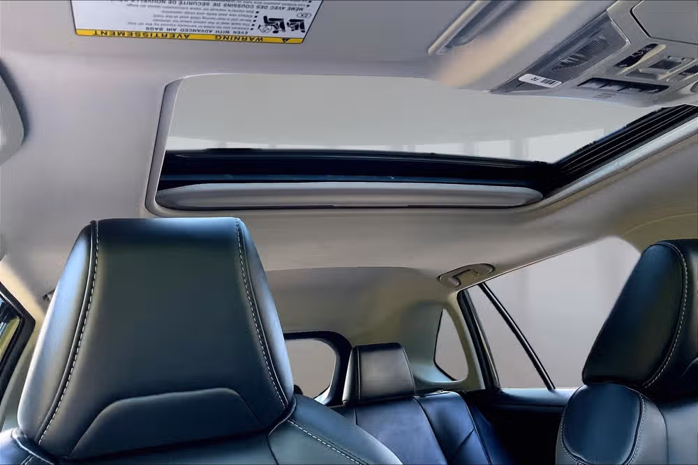 2021 Toyota RAV4 Hybrid XLE Premium Image 21