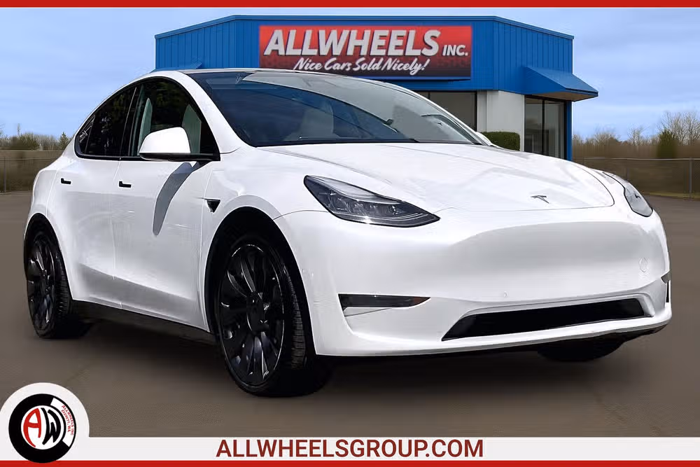 2020 Tesla Model Y Performance Dual Motor All-Wheel Drive's photo