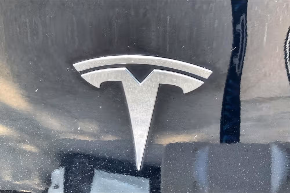 2021 Tesla Model Y Long Range Image 5