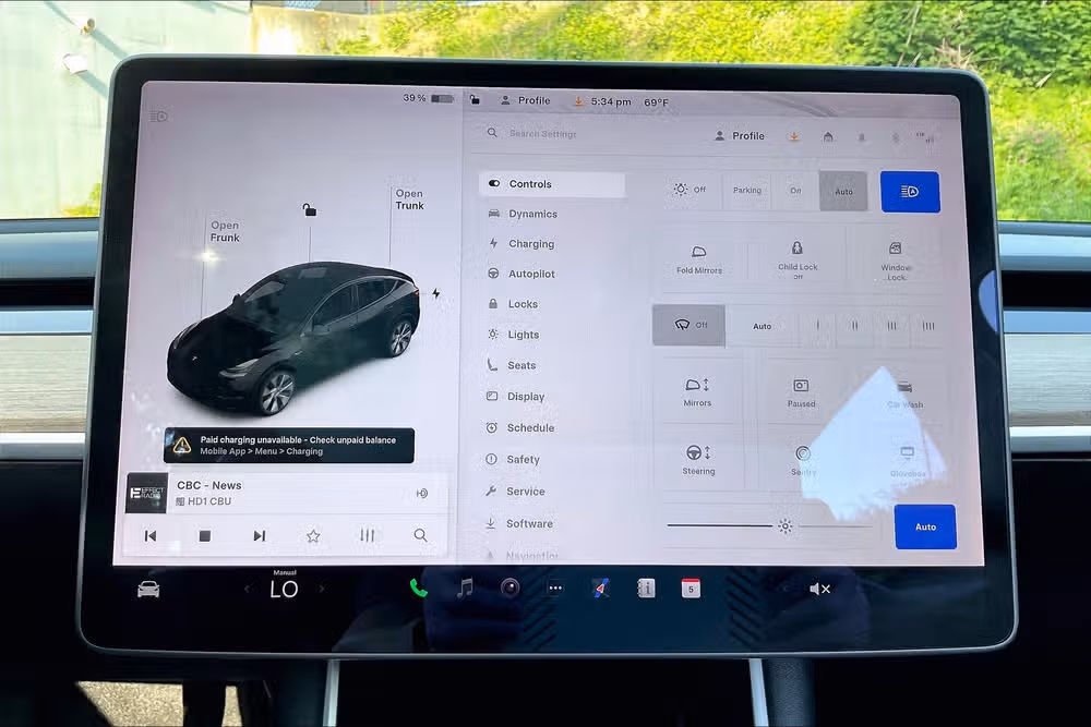 2021 Tesla Model Y Long Range Image 21