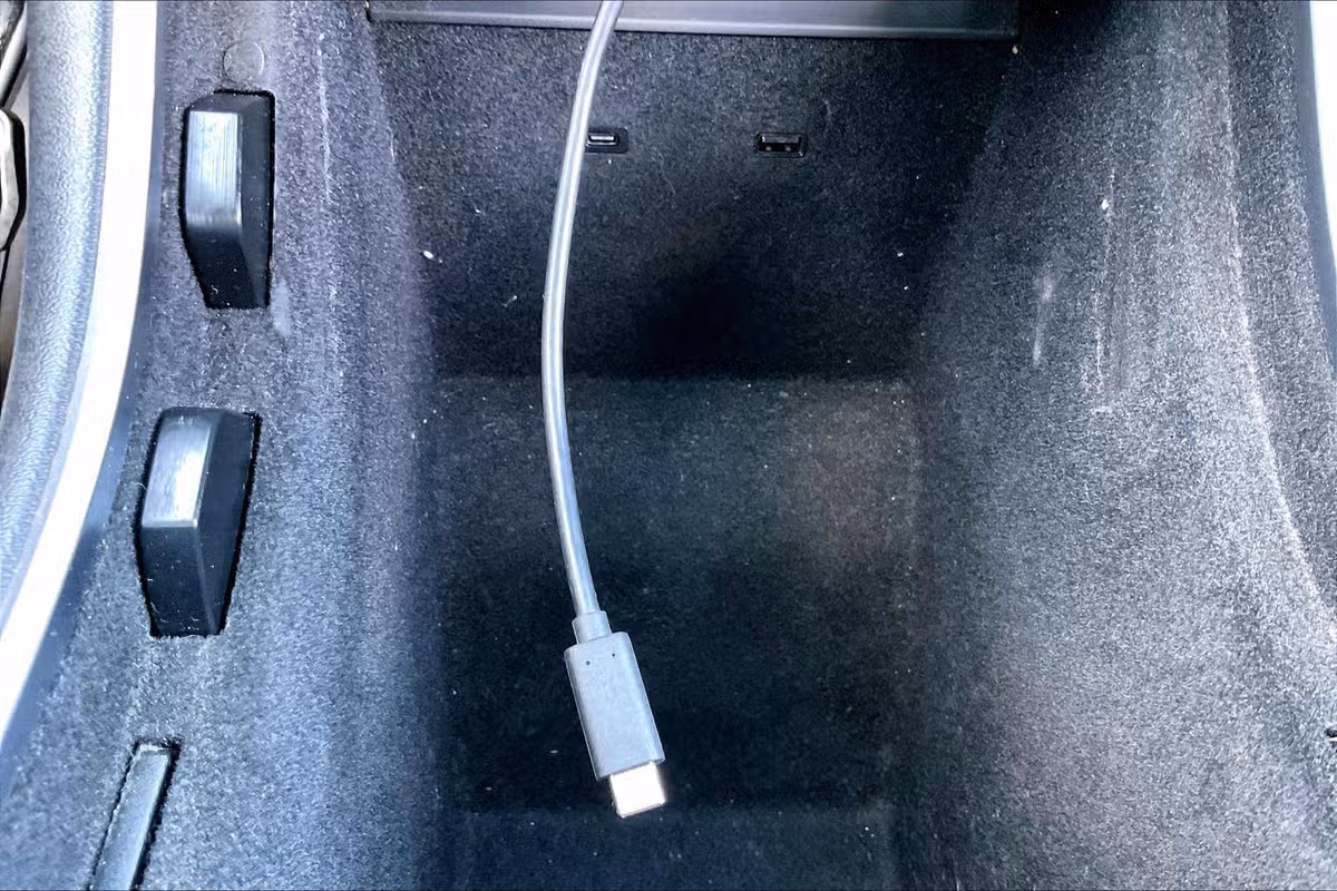 2021 Tesla Model Y Long Range Image 22
