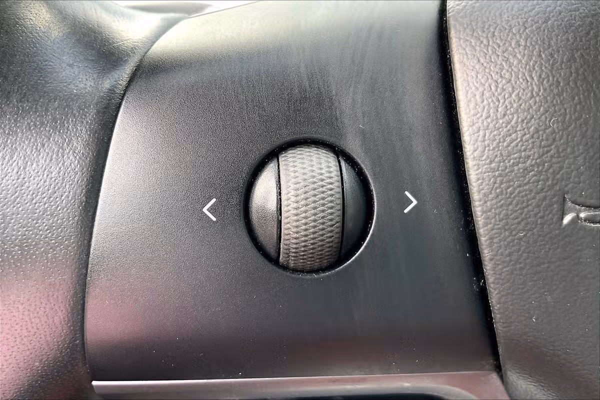 2018 Tesla Model 3 Performance Image 16