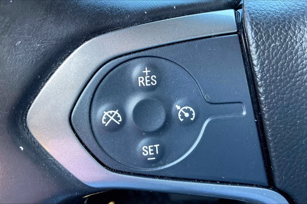 2014 Chevrolet Silverado 1500 LT Crew Cab Image 18