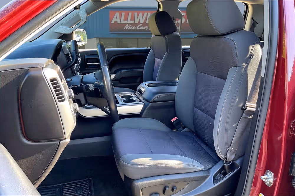 2014 Chevrolet Silverado 1500 LT Crew Cab Image 25