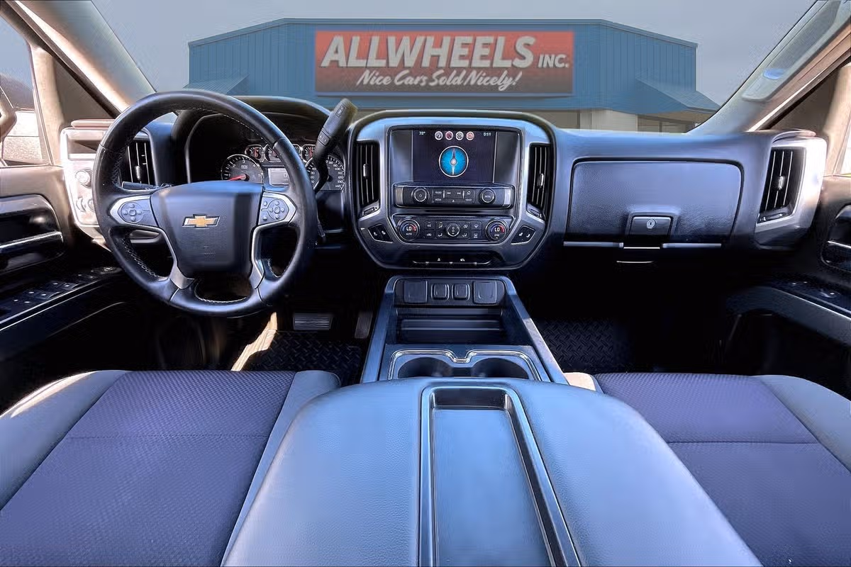 2014 Chevrolet Silverado 1500 LT Crew Cab Image 15