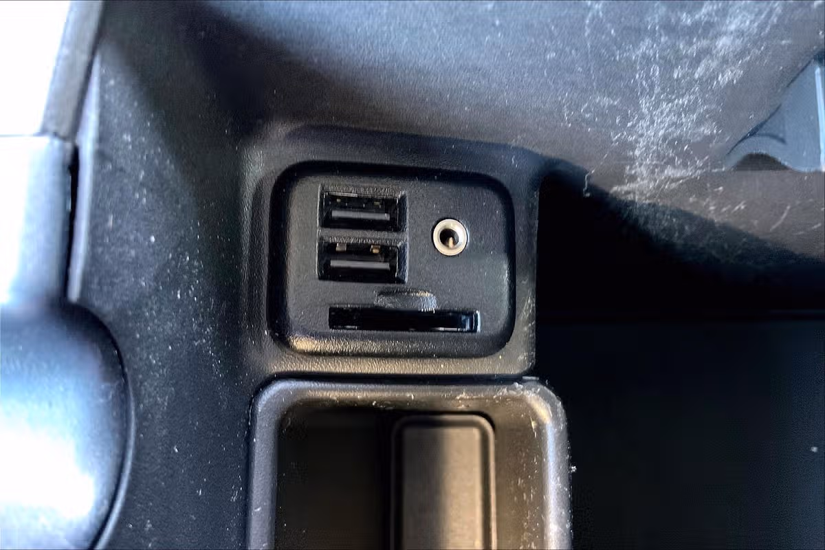 2014 Chevrolet Silverado 1500 LT Crew Cab Image 32