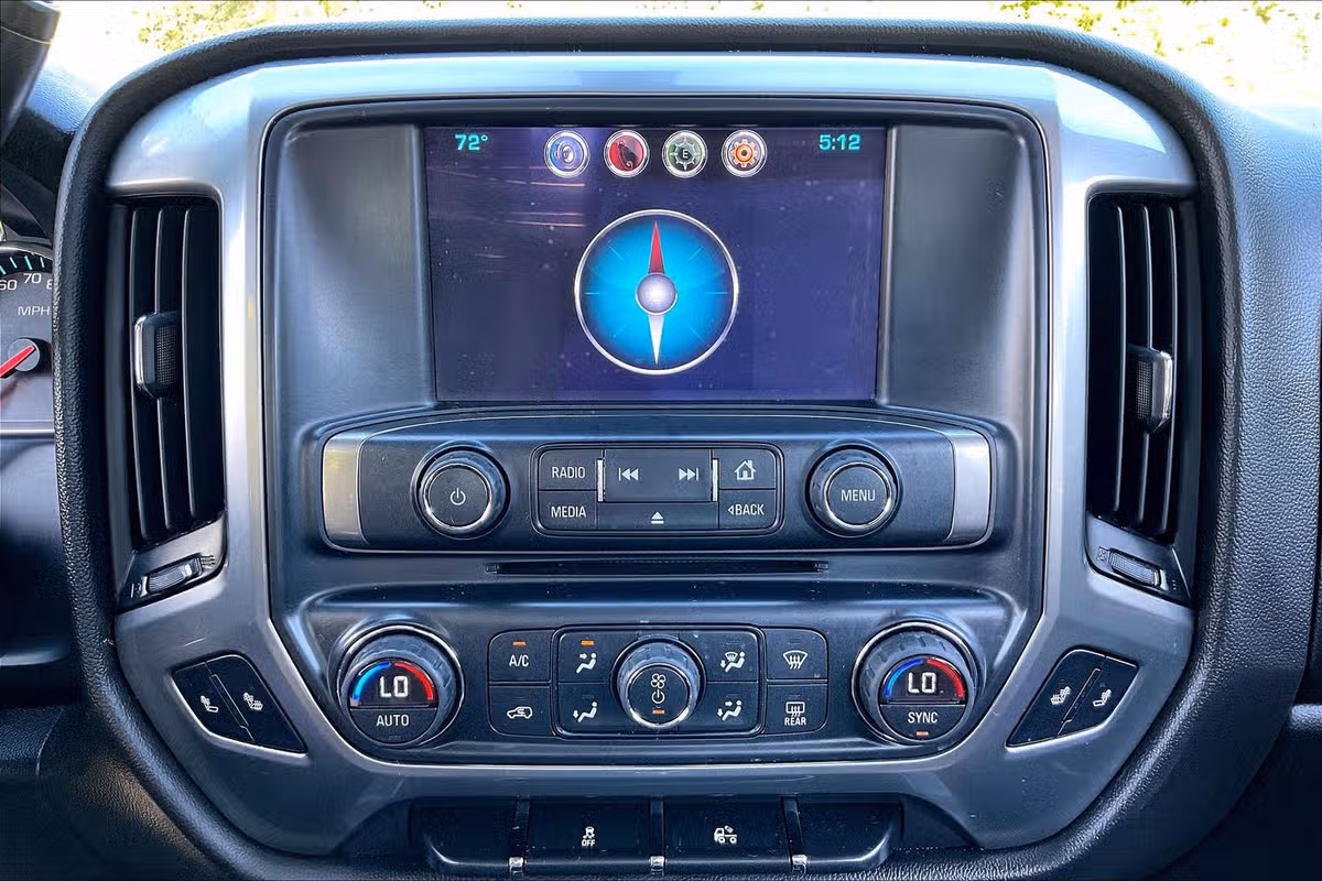2014 Chevrolet Silverado 1500 LT Crew Cab Image 31