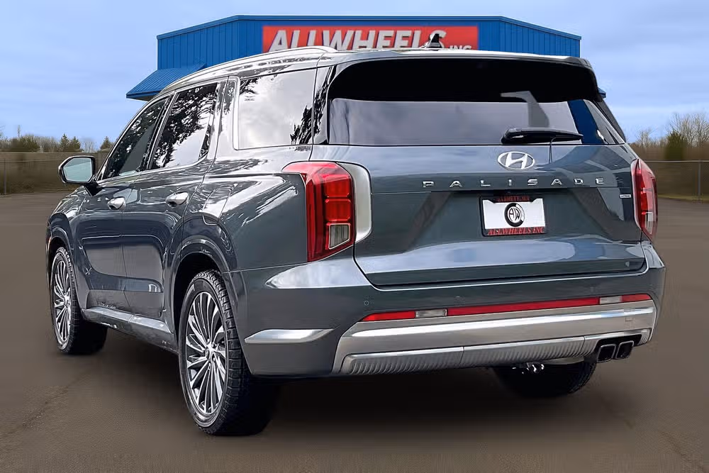 2023 Hyundai PALISADE Calligraphy Image 2