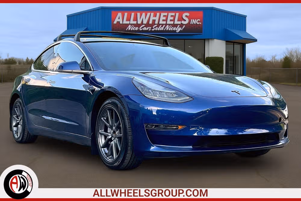 2020 Tesla Model 3 Long Range Dual Motor All-Wheel Drive's photo