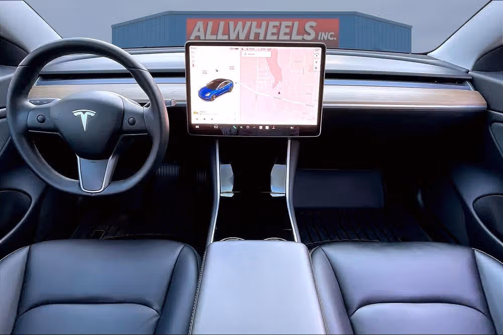 2020 Tesla Model 3 Long Range Image 13