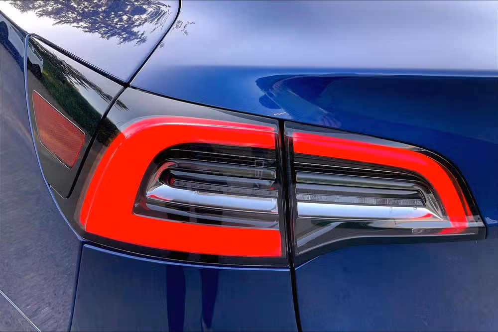 2020 Tesla Model 3 Long Range Image 26