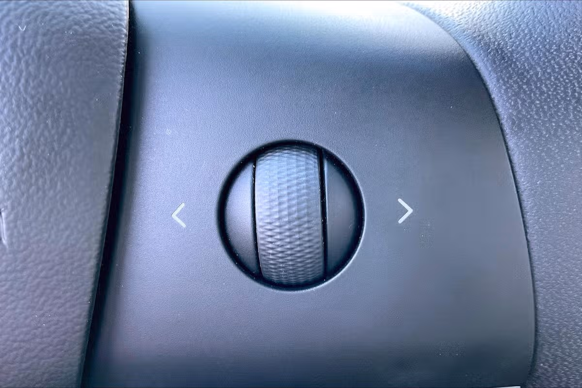 2020 Tesla Model 3 Long Range Image 16