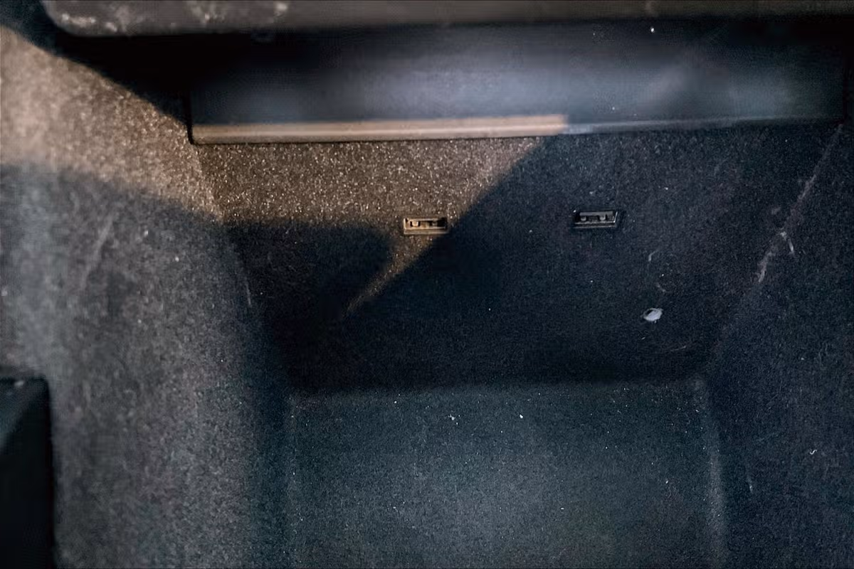 2020 Tesla Model 3 Long Range Image 28