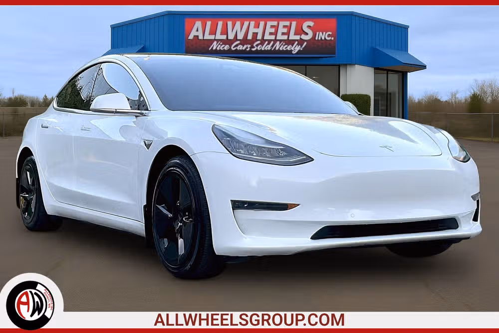 2020 Tesla Model 3 Performance Dual Motor All-Wheel Drive's photo