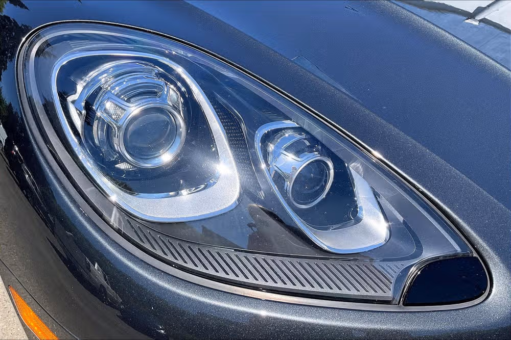2018 Porsche Macan Base Image 25