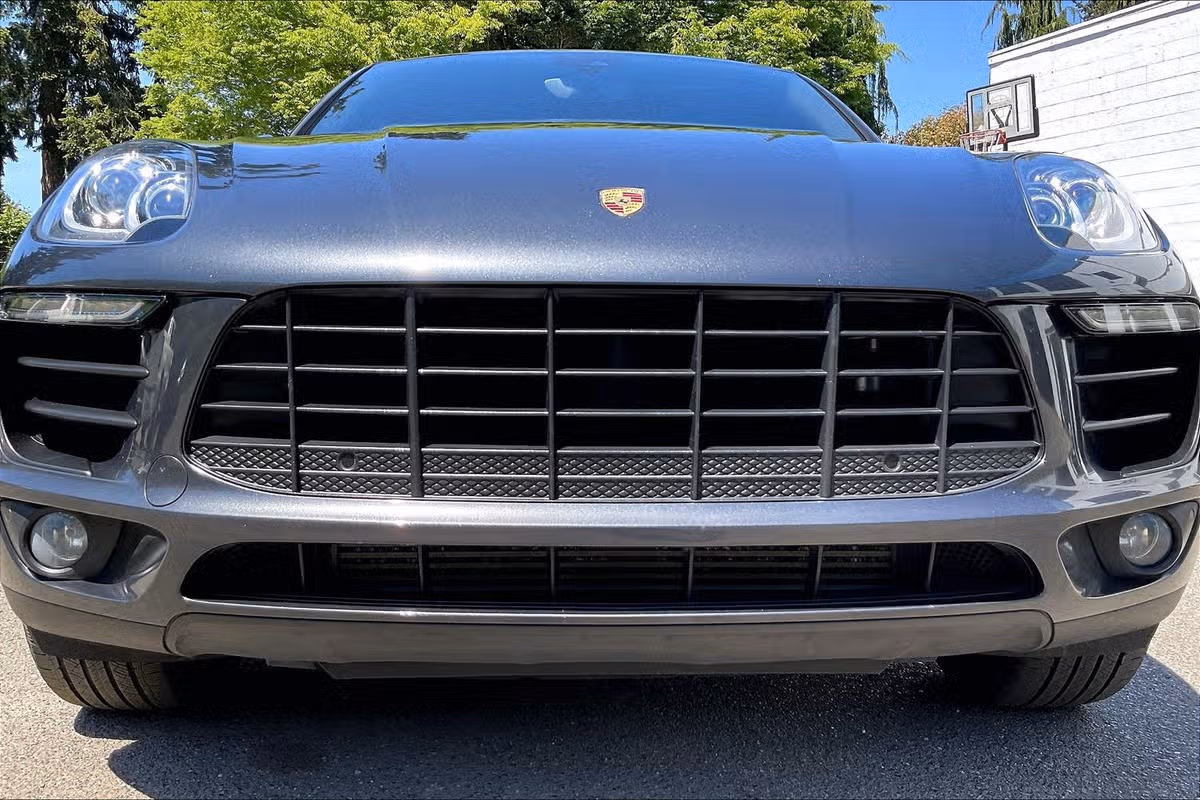 2018 Porsche Macan Base Image 24
