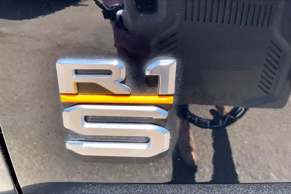 2024 Rivian R1S Adventure Image 8