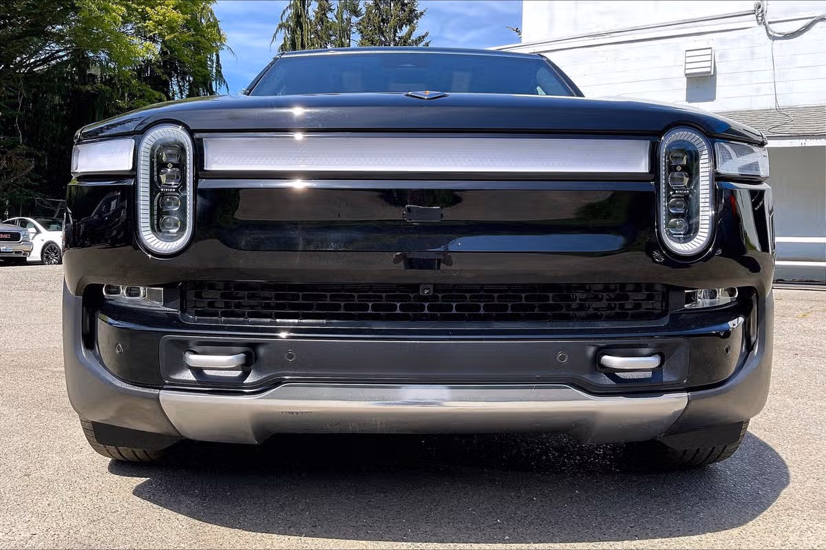 2024 Rivian R1S Adventure Image 27