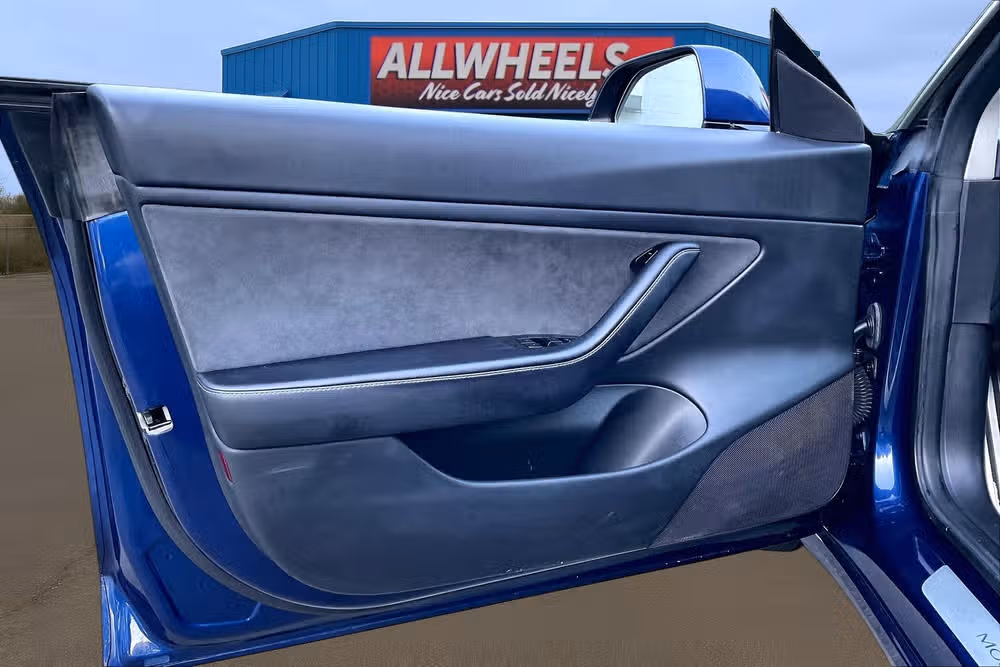 2018 Tesla Model 3 Standard Image 20