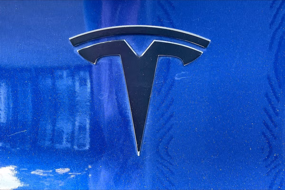 2018 Tesla Model 3 Standard Image 8