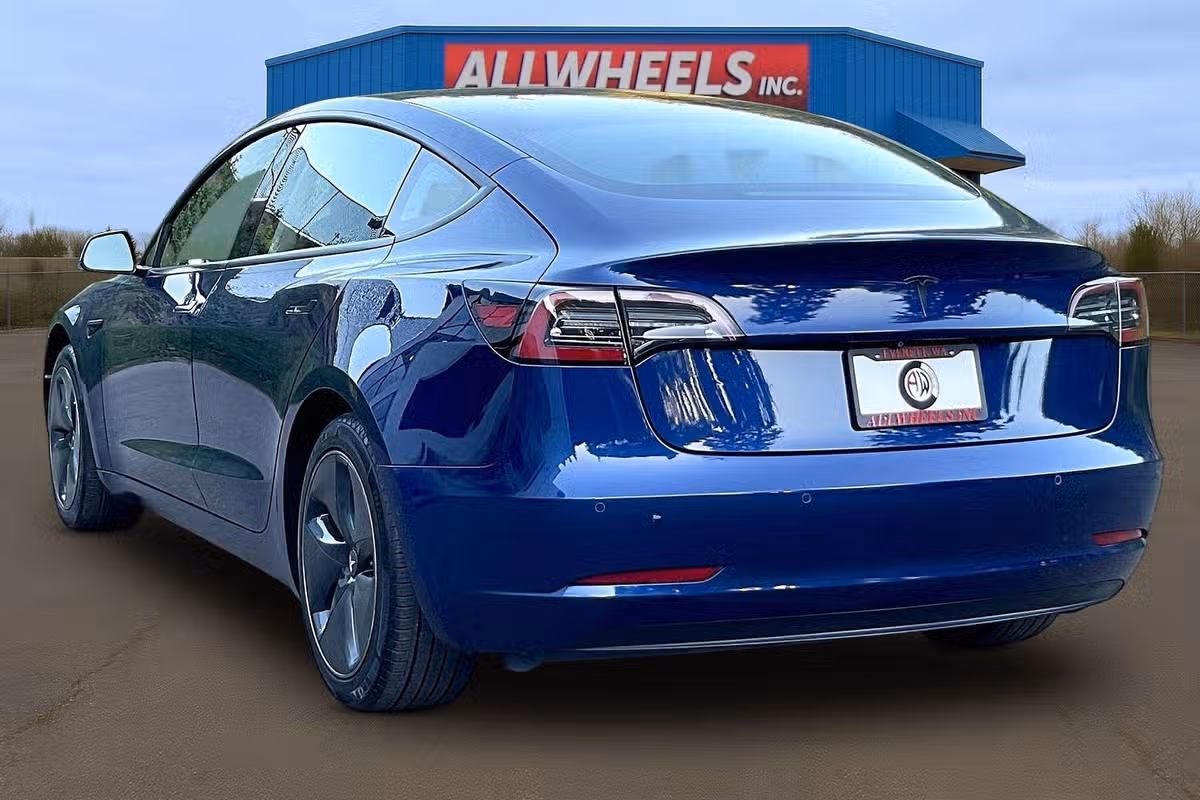 2018 Tesla Model 3 Standard Image 2