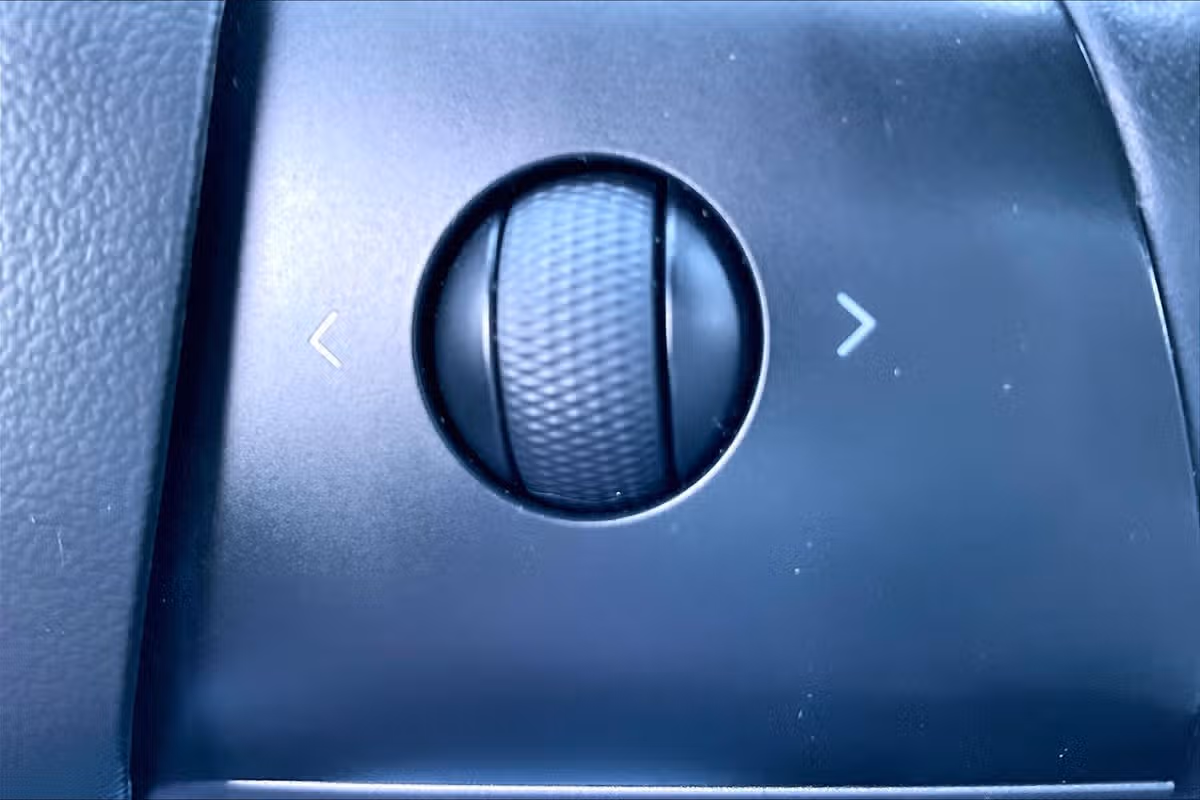 2018 Tesla Model 3 Standard Image 17